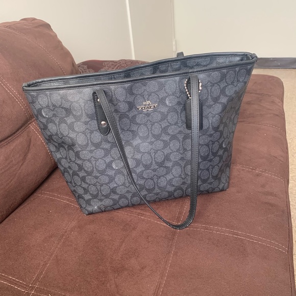 Coach Black Signature Zip Tote Bag - Picture 1 of 7